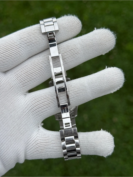 Movado Series 800 Stainless Steel Women\'s Bracelet Diamond mother of pearl watch main image 8